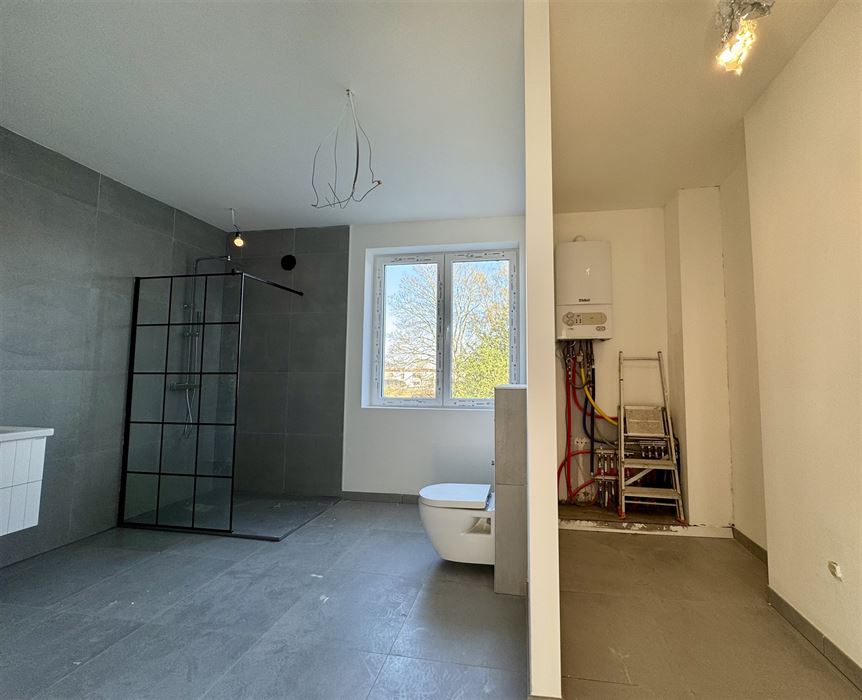 Gerenoveerde woning in het centrum van Maaseik!