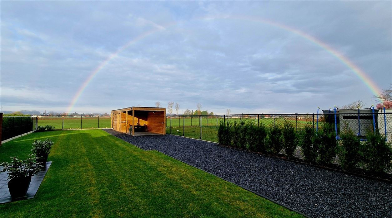 Hoogwaardig afgewerkte nieuwbouwwoning!