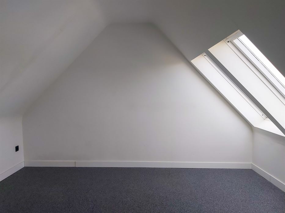 Appartement met 1 slaapkamer, terras en privatieve autostaanplaats in Maasmechelen!