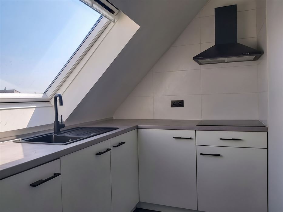 Appartement met 1 slaapkamer, terras en privatieve autostaanplaats in Maasmechelen!