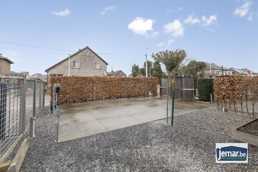 Ruime gezinswoning met 5 slaapkamers en omheinde tuin op toplocatie in Maasmechelen!
