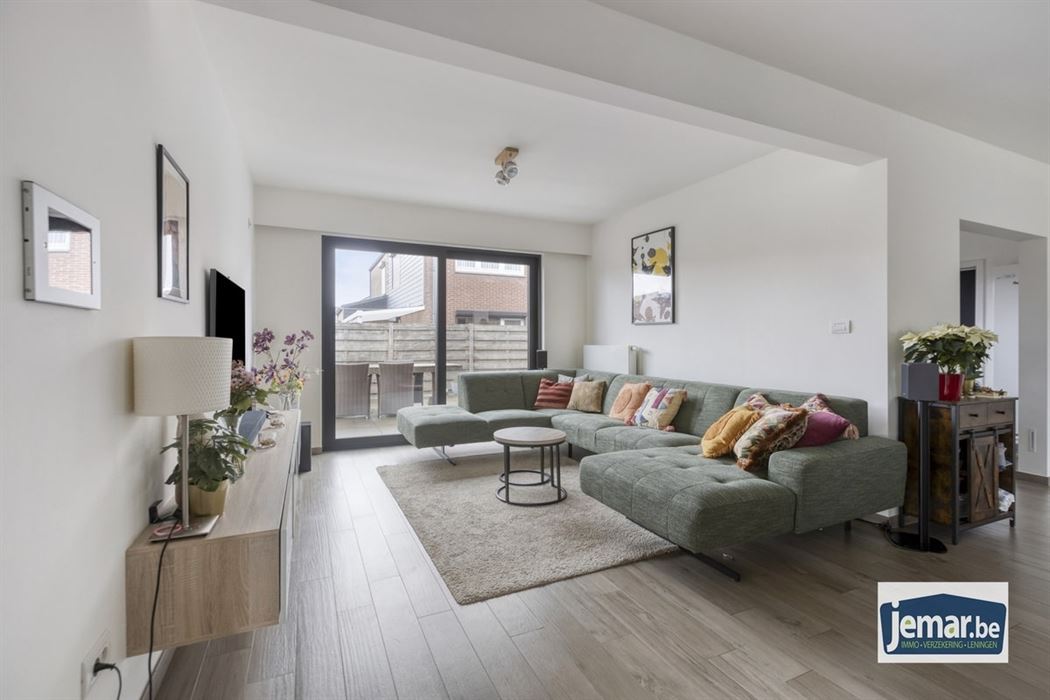 Ruime gezinswoning met 5 slaapkamers en omheinde tuin op toplocatie in Maasmechelen!
