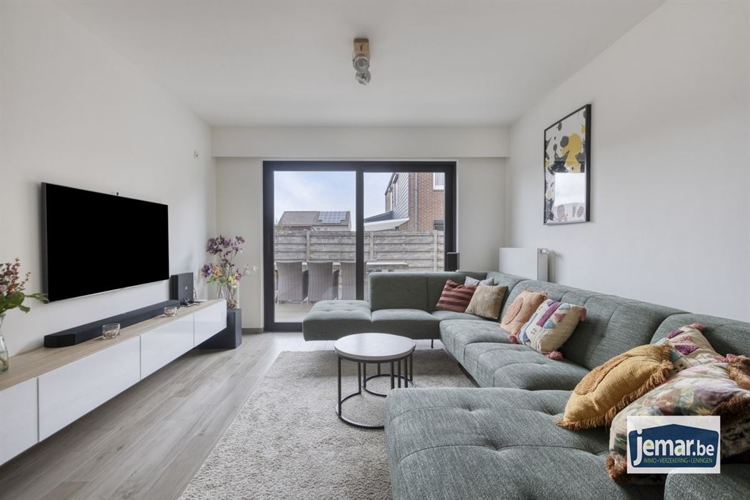 Ruime gezinswoning met 5 slaapkamers en omheinde tuin op toplocatie in Maasmechelen!