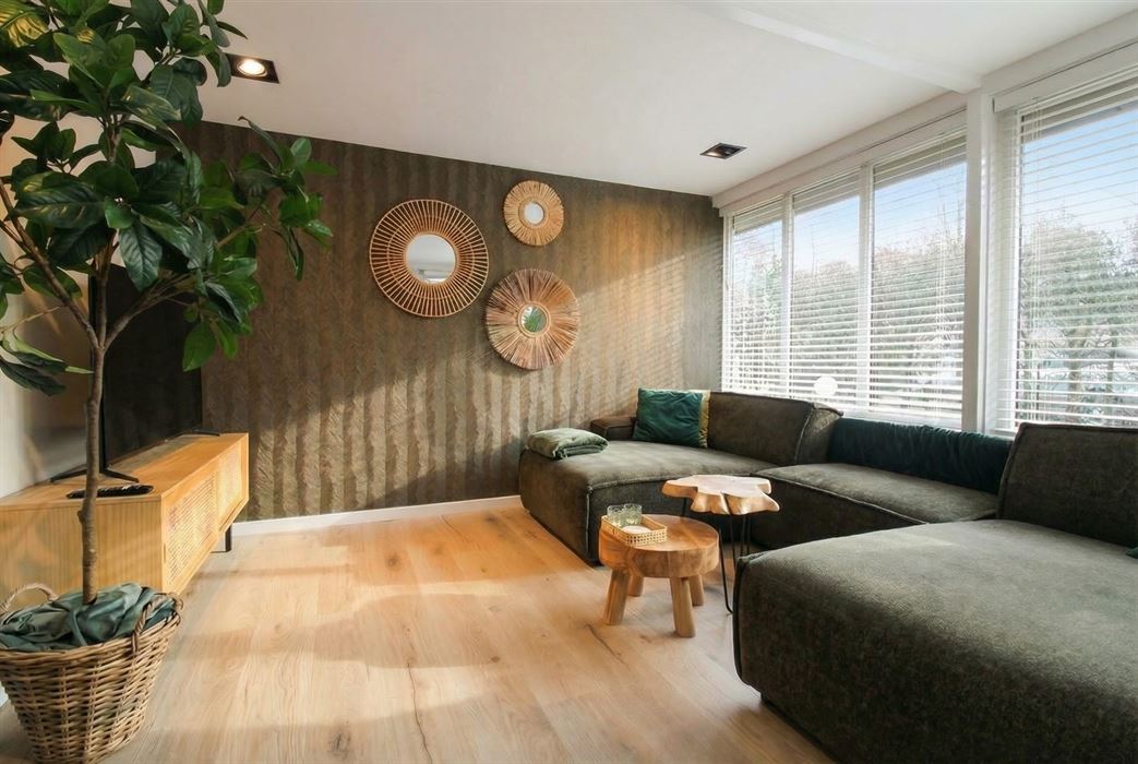Instapklare gelijkvloerse vakantiewoning met twee slaapkamers, moderne keuken en een volledig afgesloten perceel op vakantiedomein Sonnevijver!