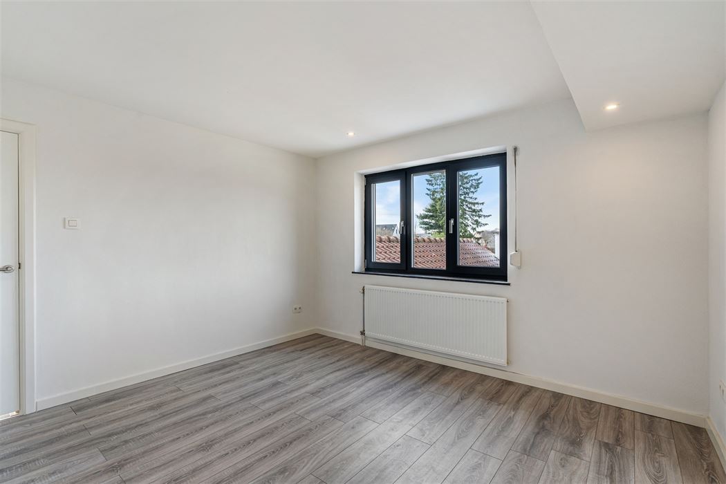 Gerenoveerde woning op 11a73ca nabij Domein Pietersheim en Lanaken centrum