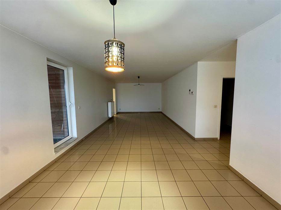 Ruim appartement met 2 slaapkamers en groot terras