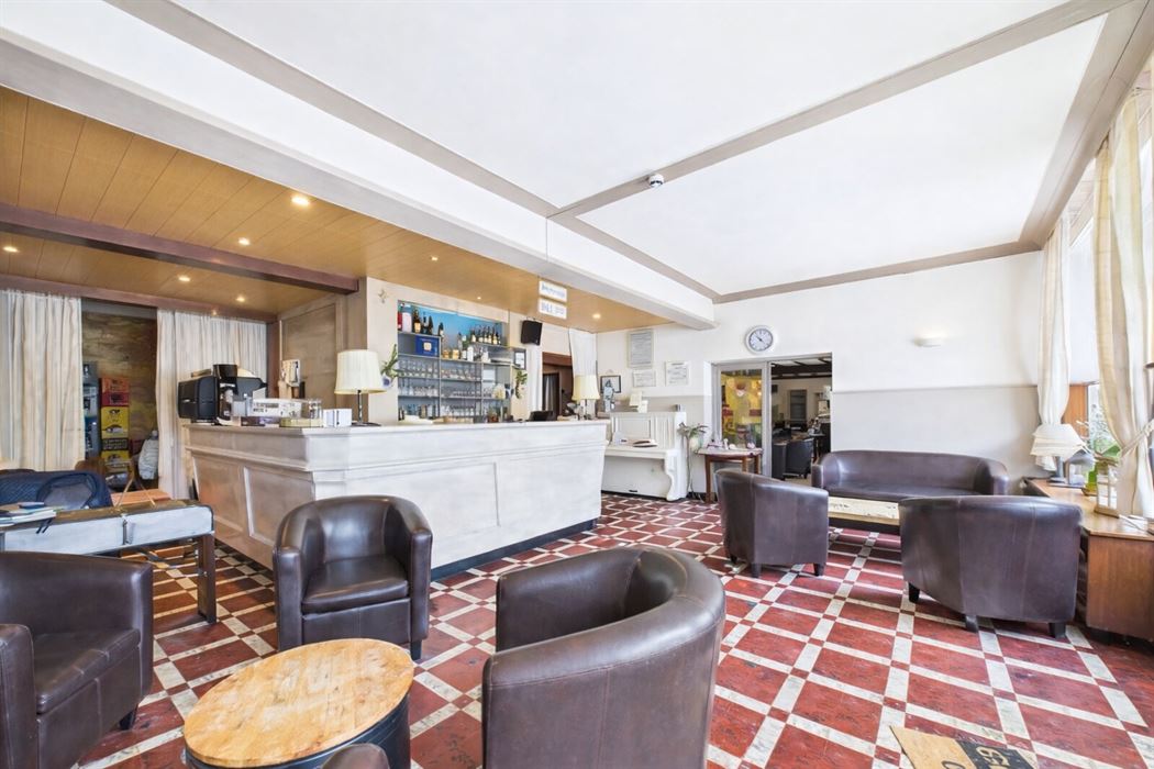 Hotel met 10 kamers in Corbion