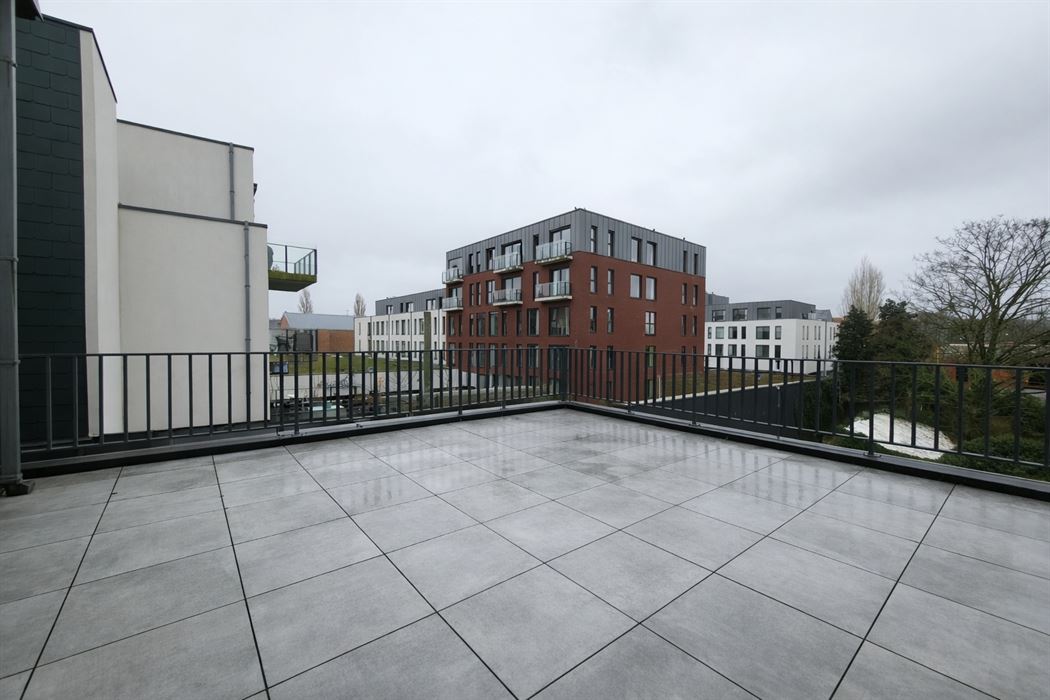 Duplex appartement met 3 slaapkamers en ruim terras