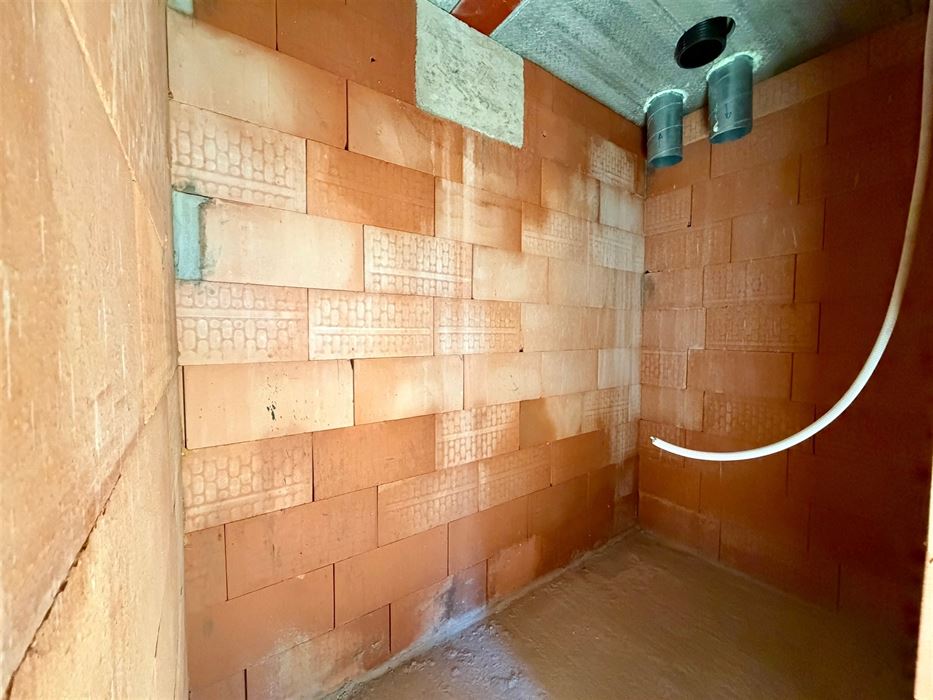 Casco nieuwbouwwoning, volledig naar eigen smaak en budget af te werken!