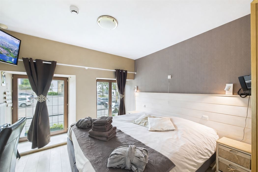 Hotel met 10 kamers in Corbion