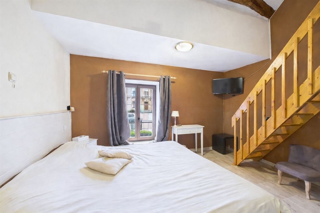 Hotel met 10 kamers in Corbion