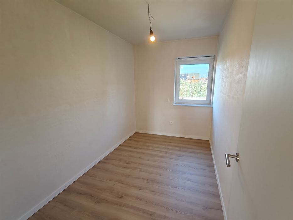 Nieuwbouwwoning met 3 slaapkamers en tuin