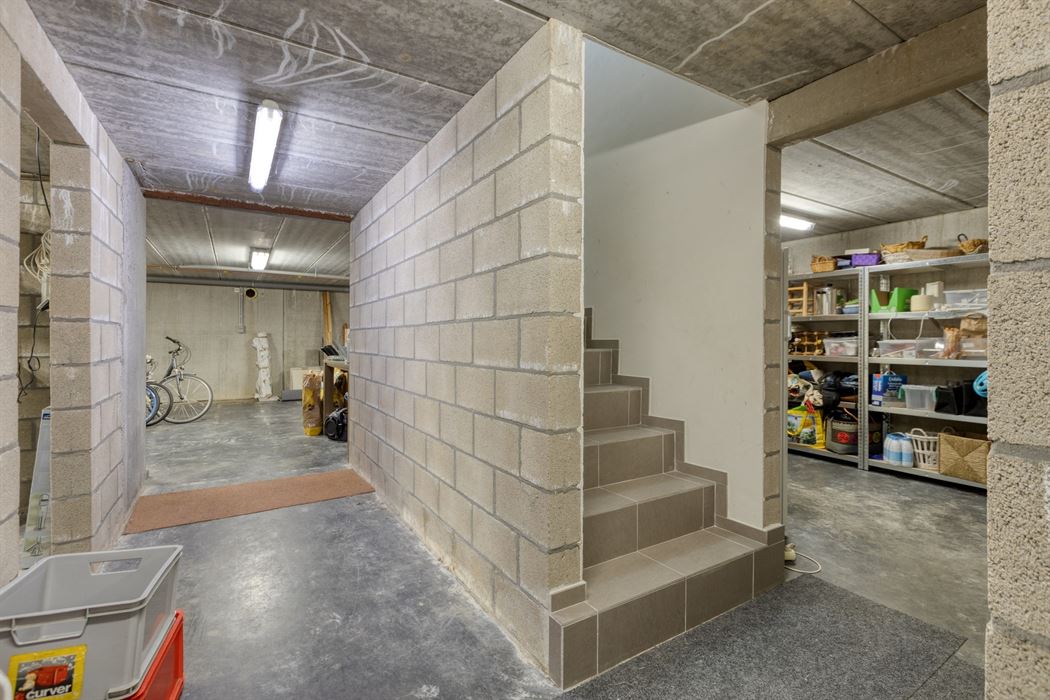 Ruime woning met maar liefst 4 slaapkamers én praktijkruimte in Maasmechelen!