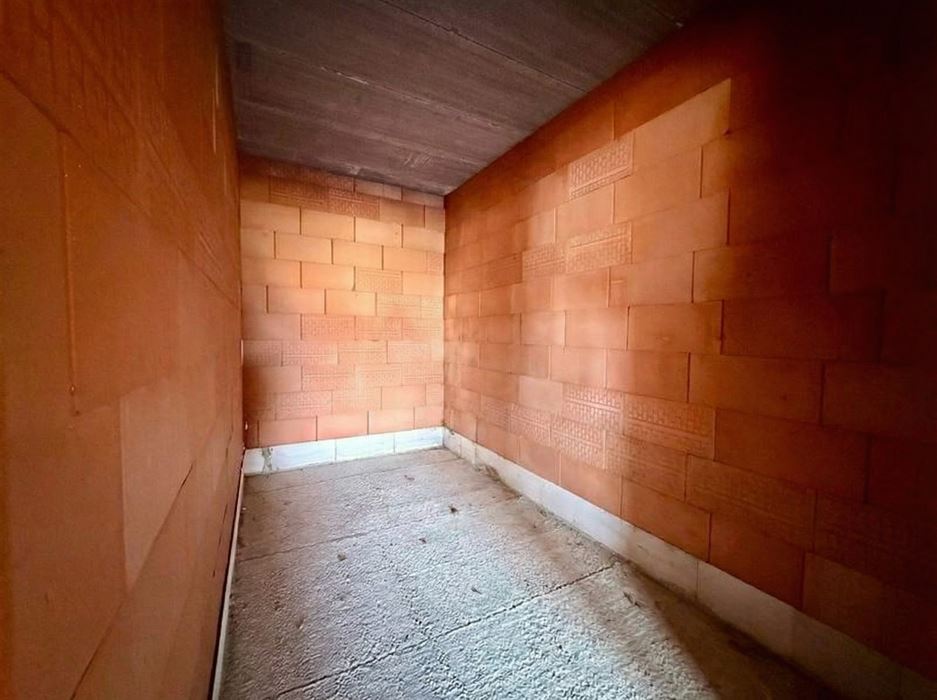 Casco nieuwbouwwoning, volledig naar eigen smaak en budget af te werken!