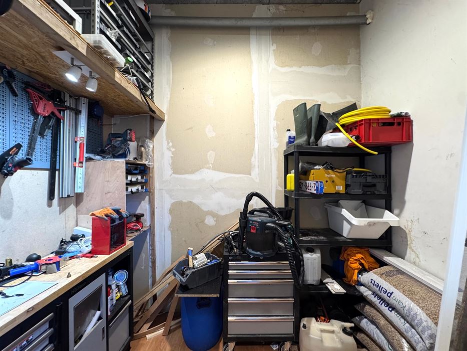 Instapklare halfopen woning met 3 (mogelijk 5) slaapkamers in Maasmechelen