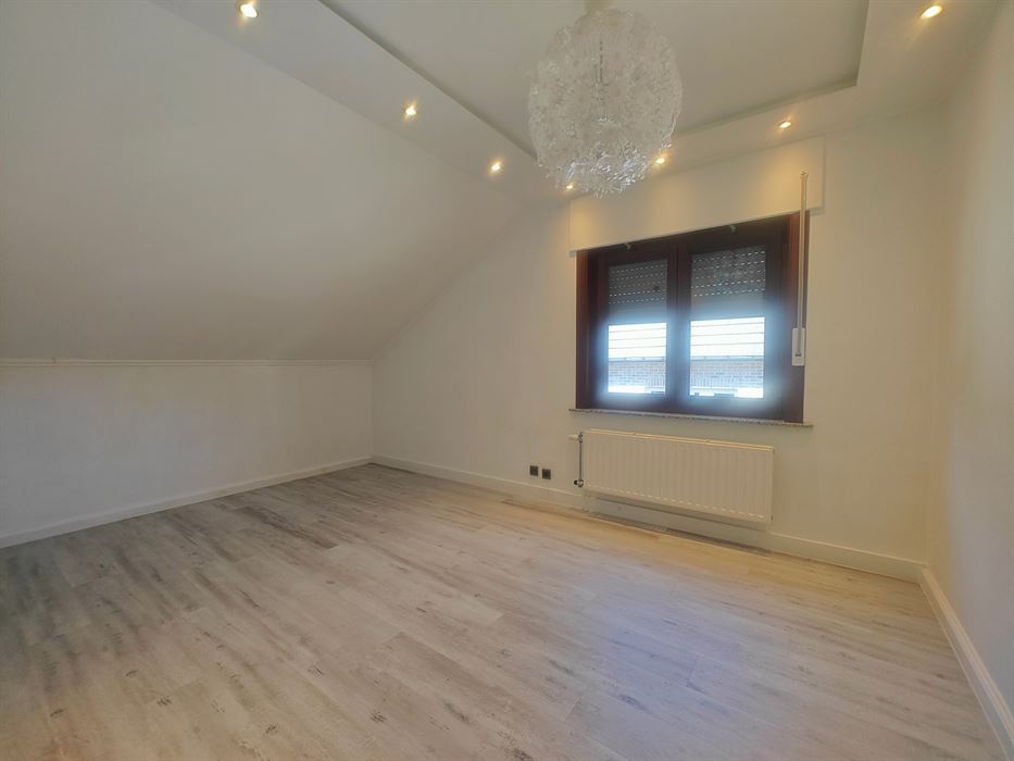 Vrijstaande woning op de Leopoldstraat 35 te Maasmechelen