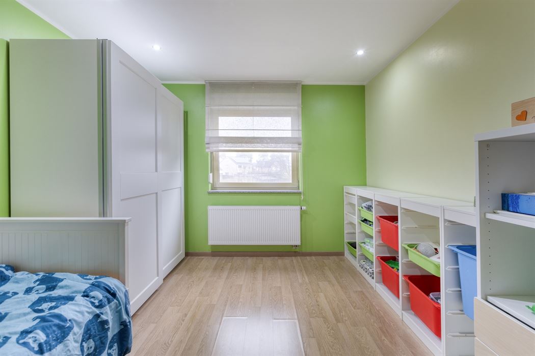 Ruime woning met maar liefst 4 slaapkamers én praktijkruimte in Maasmechelen!