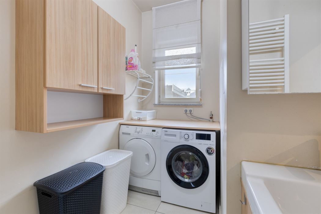 Ruime woning met maar liefst 4 slaapkamers én praktijkruimte in Maasmechelen!