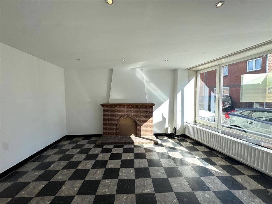 charmante gesloten bebouwing te koop Maasmechelen
