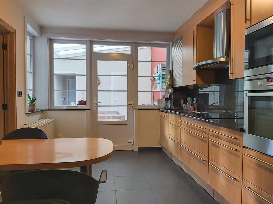 Gezinswoning met 3 slaapkamers op royaal perceel van 14a18ca in het landelijke Uikhoven!