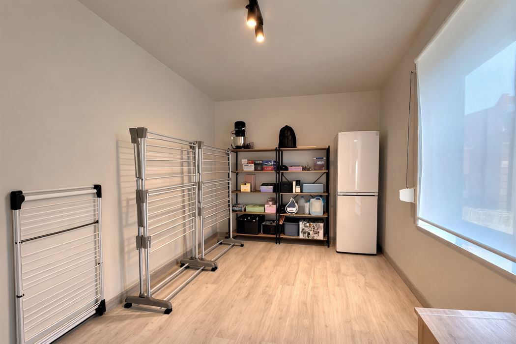 Prachtig luxueus appartement met terras, ondergrondse garage en hoogwaardige technieken op topligging nabij het centrum van Genk