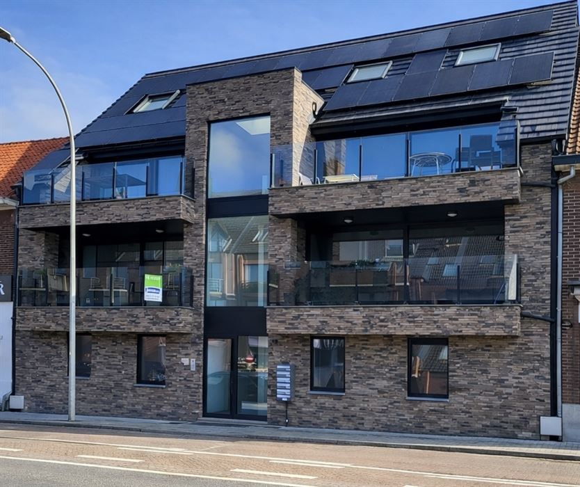 Prachtig luxueus appartement met terras, ondergrondse garage en hoogwaardige technieken op topligging nabij het centrum van Genk