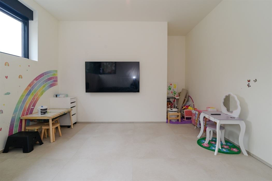 Stijlvolle en instapklare vrijstaande woning op een doodlopende straat