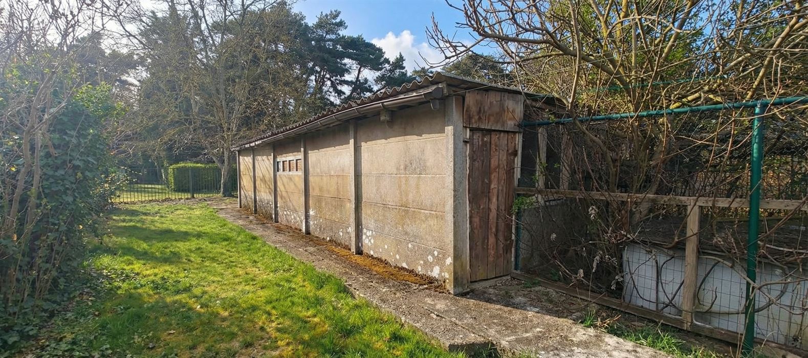 Te renoveren woning met 3 slaapkamers