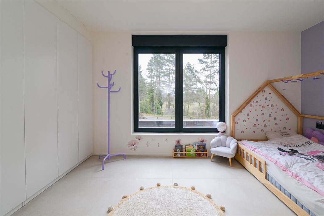 Stijlvolle en instapklare vrijstaande woning op een doodlopende straat