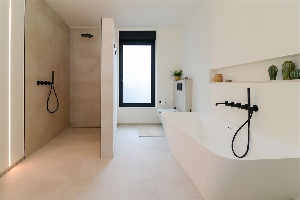 Stijlvolle en instapklare vrijstaande woning op een doodlopende straat