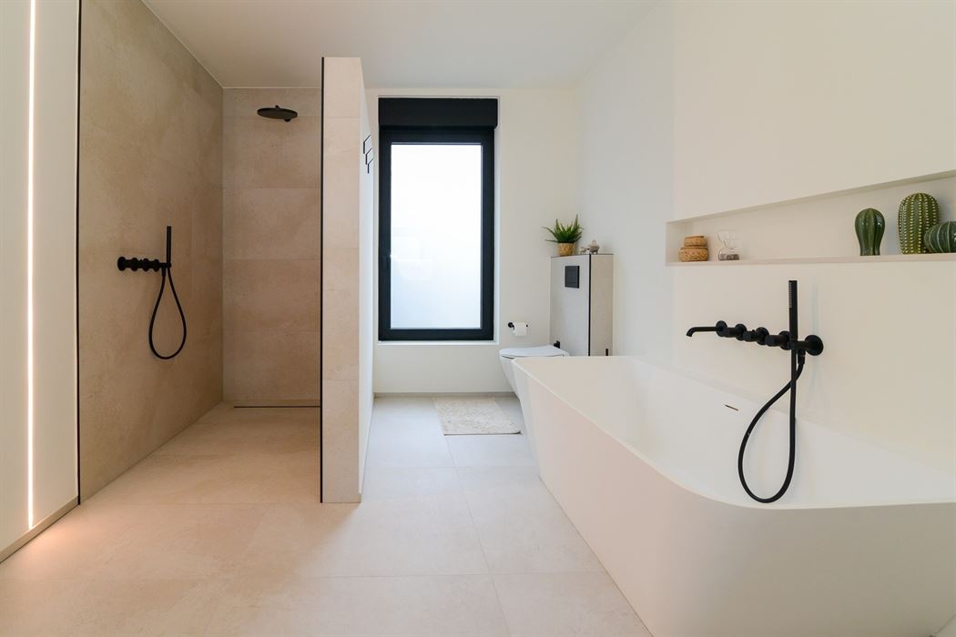 Stijlvolle en instapklare vrijstaande woning op een doodlopende straat
