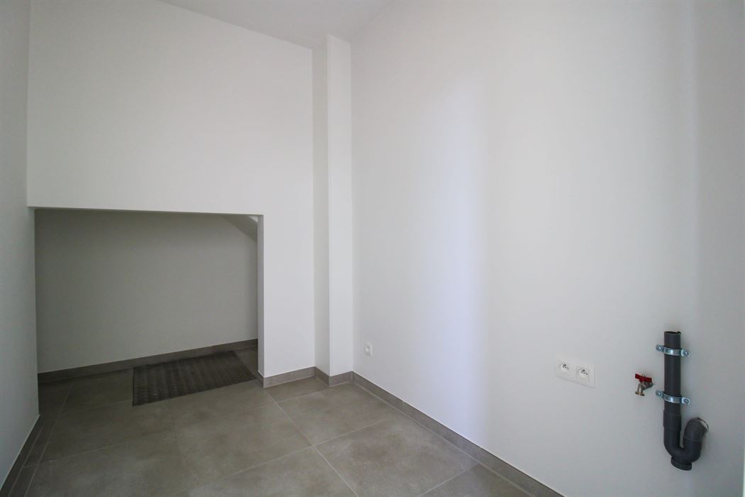 Instapklare patiowoning met 3 slaapkamers en 2 autostaanplaatsen in het rustige Uikhoven/Maasmechelen!