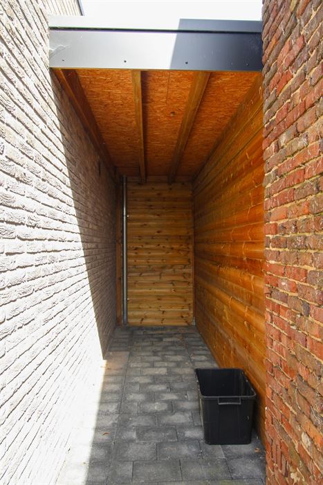 Instapklare patiowoning met 3 slaapkamers en 2 autostaanplaatsen in het rustige Uikhoven/Maasmechelen!