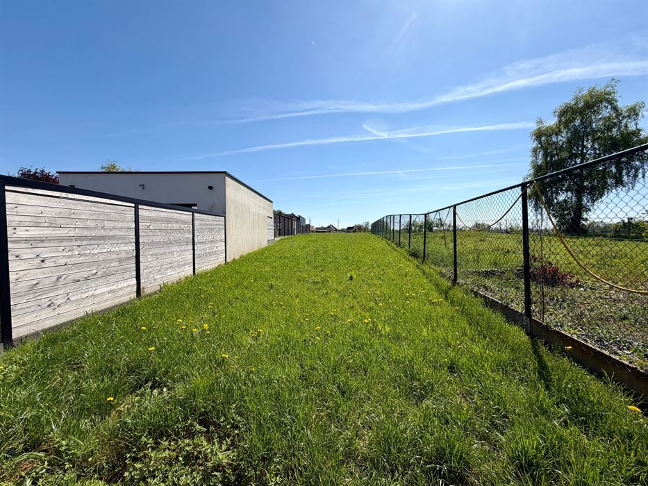Woning met handelspand of projectgrond!