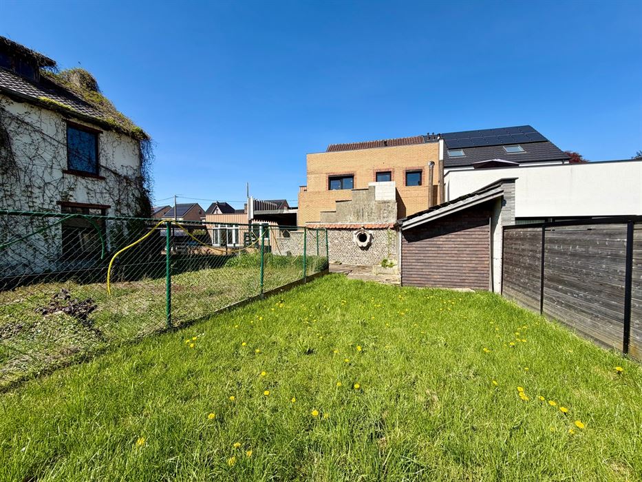 Woning met handelspand of projectgrond!