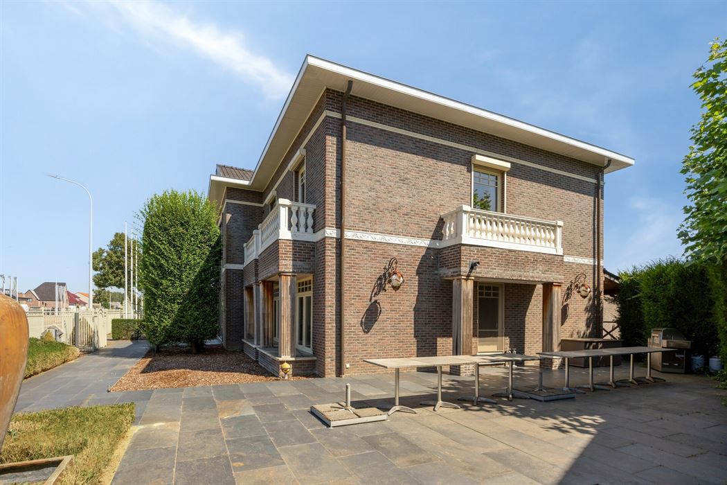 Waar luxe, visibiliteit en commerciële kansen samenkomen.