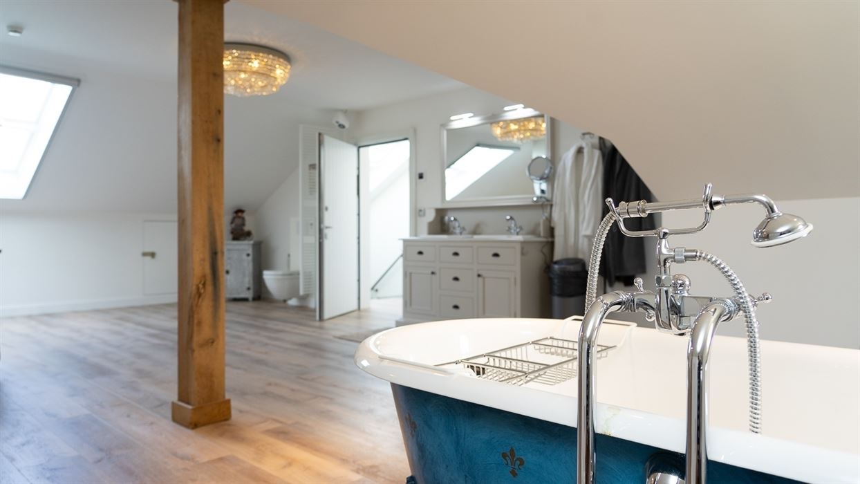 Waar luxe, visibiliteit en commerciële kansen samenkomen.