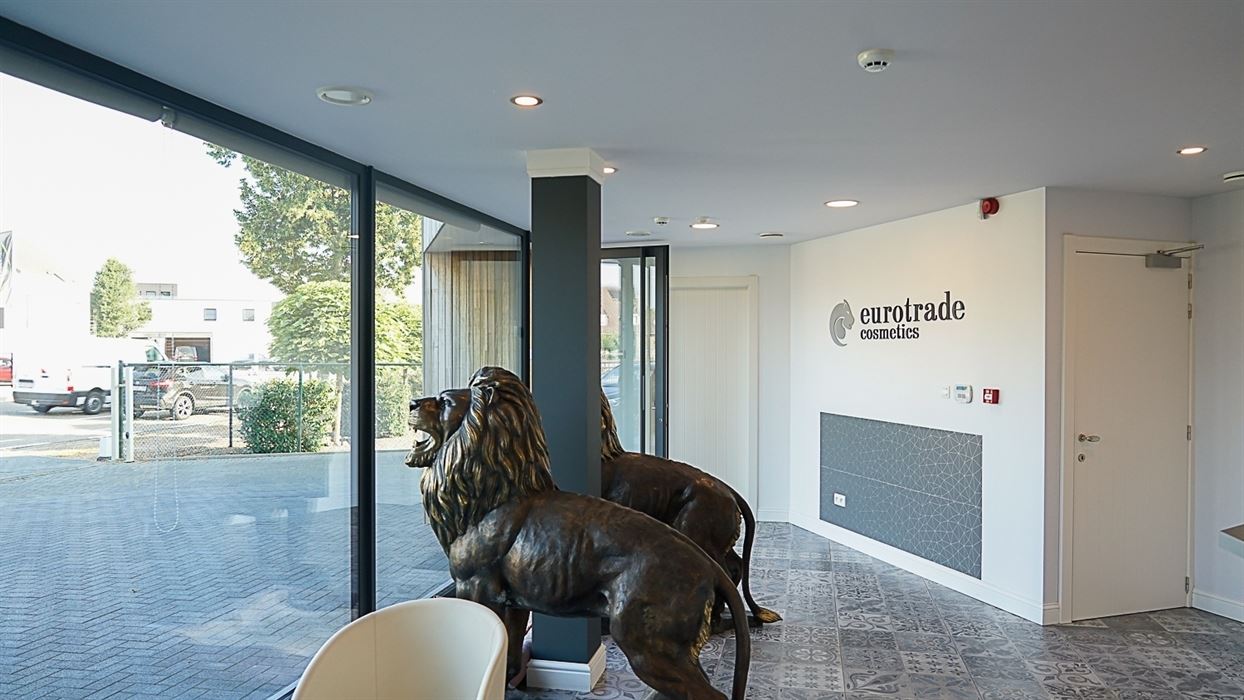 Waar luxe, visibiliteit en commerciële kansen samenkomen.