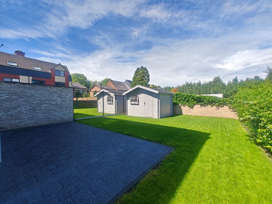 Instapklare nieuwbouwwoning met 3 slaapkamers in een rustige, kindvriendelijke buurt van Maasmechelen.