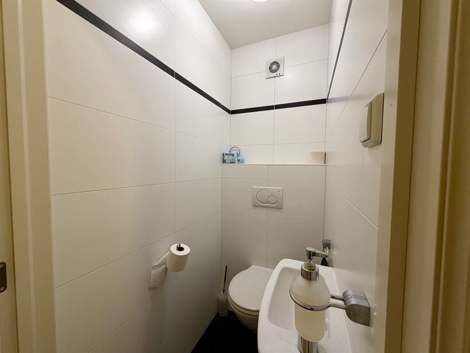 Ruim wonen op een toplocatie in Lanklaar met alle comfort, 2 terrassen en garagebox inbegrepen.