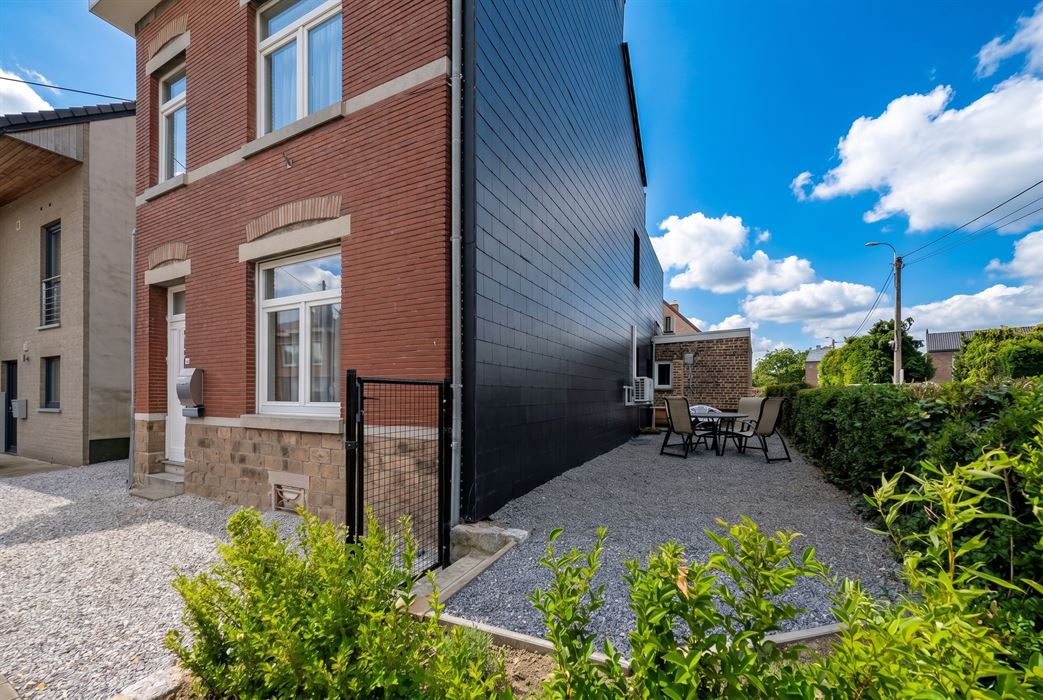 Gerenoveerde woning (213m²) met 4 slaapkamers in het rustige Moelingen (Voeren)