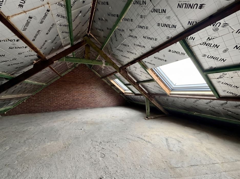 Ruime gezinswoning met 4 slaapkamers!