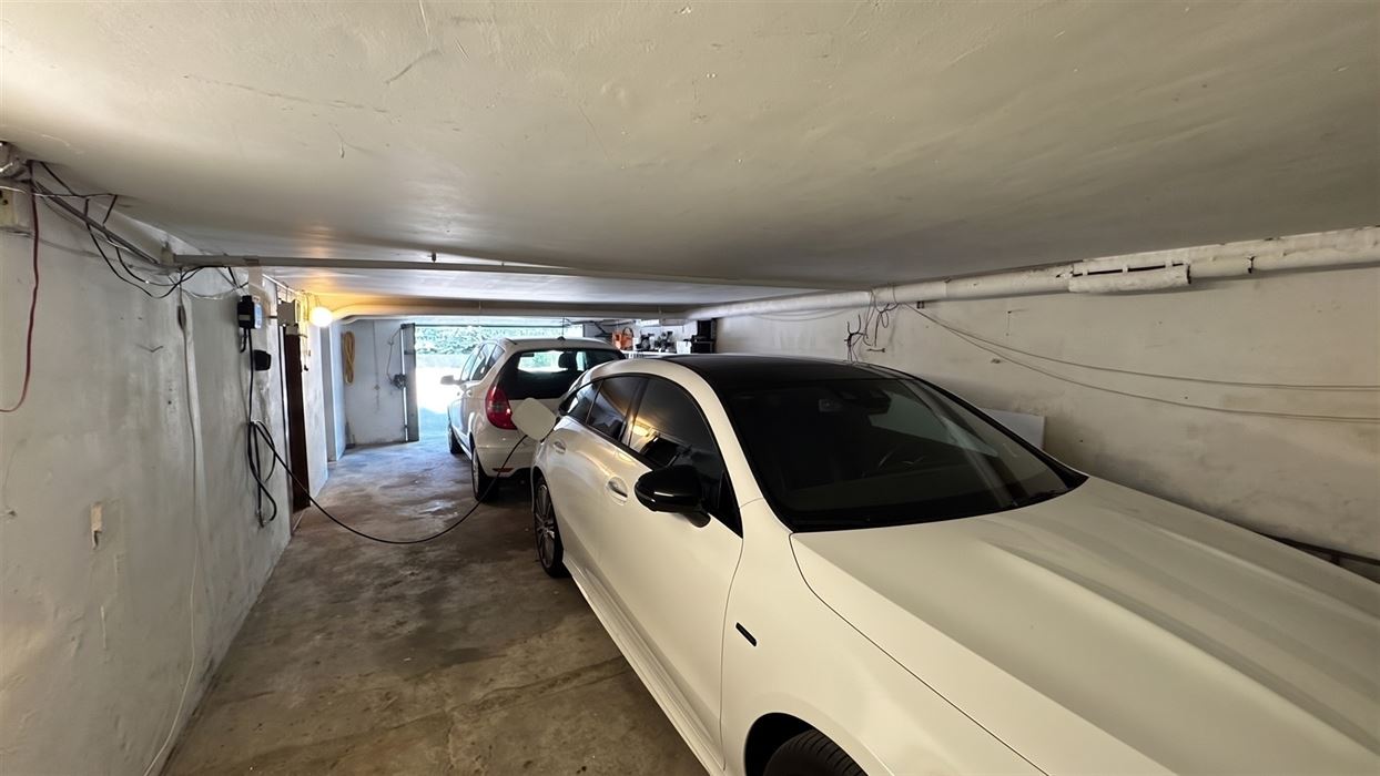 Vrijstaande gelijkvloerse woning op een perceel van 18a30ca.