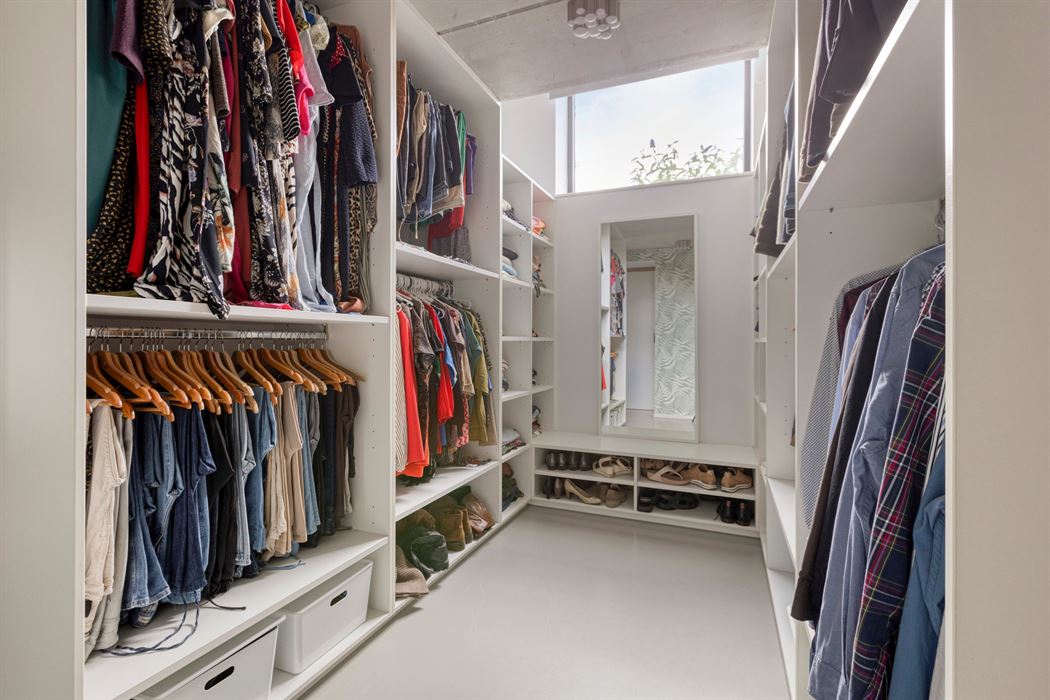 Exclusief wonen waar architectuur, ruimte en levenslang comfort samenkomen.