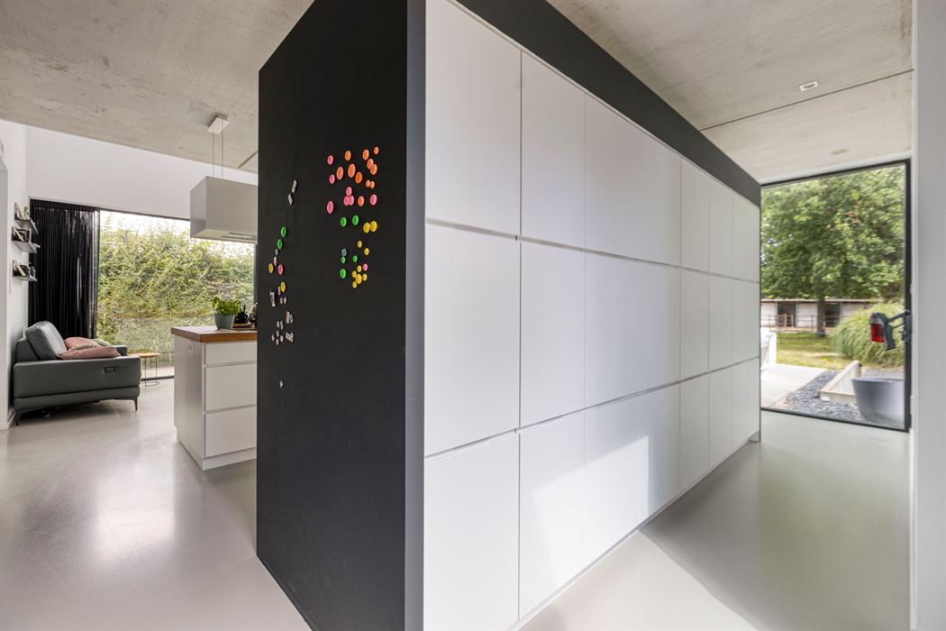Exclusief wonen waar architectuur, ruimte en levenslang comfort samenkomen.