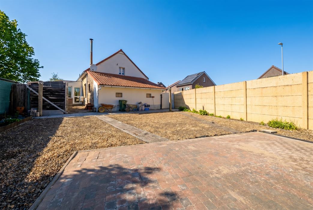 Vrijstaande woning op een perceel van 4a 53ca, op wandelafstand van het centrum van Lanaken