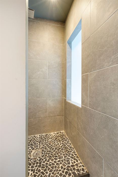 Exclusief wonen waar architectuur, ruimte en levenslang comfort samenkomen.