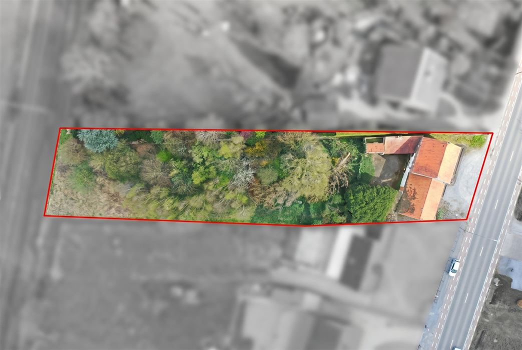 Handelspand met woonst op zeer gunstige locatie te Diepenbeek