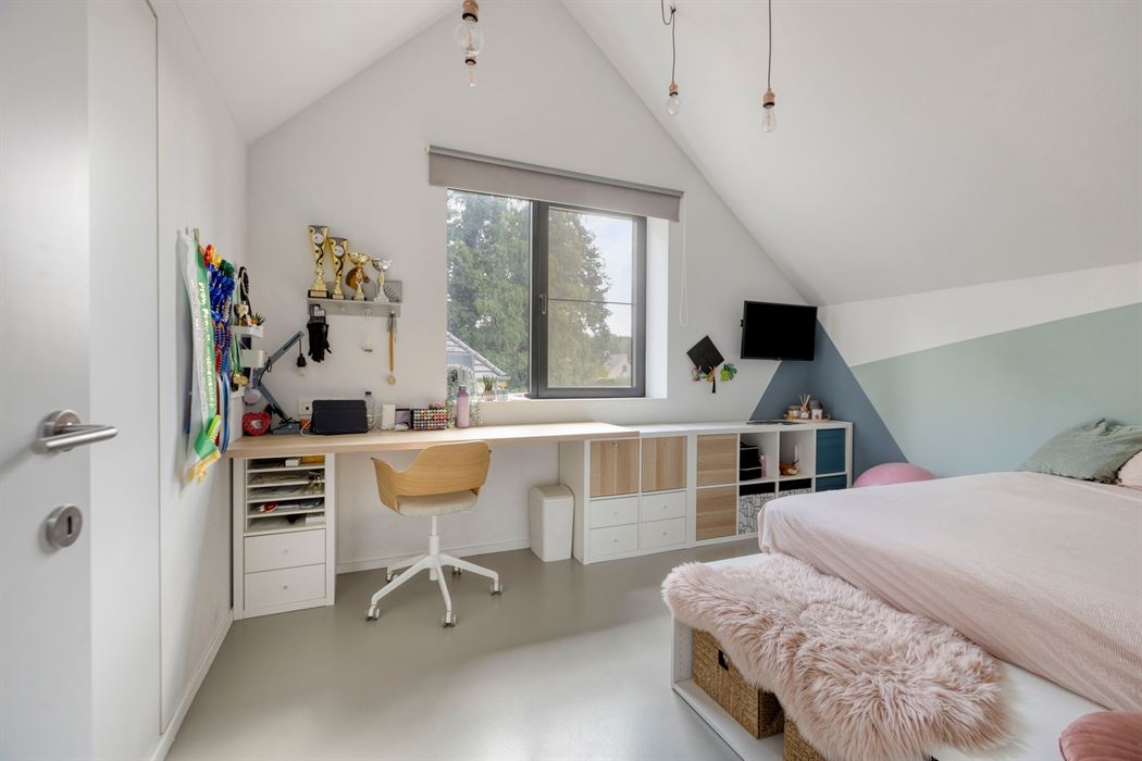 Exclusief wonen waar architectuur, ruimte en levenslang comfort samenkomen.