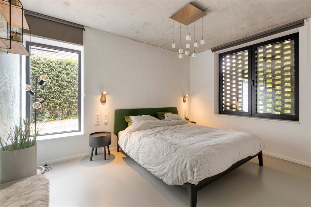 Exclusief wonen waar architectuur, ruimte en levenslang comfort samenkomen.